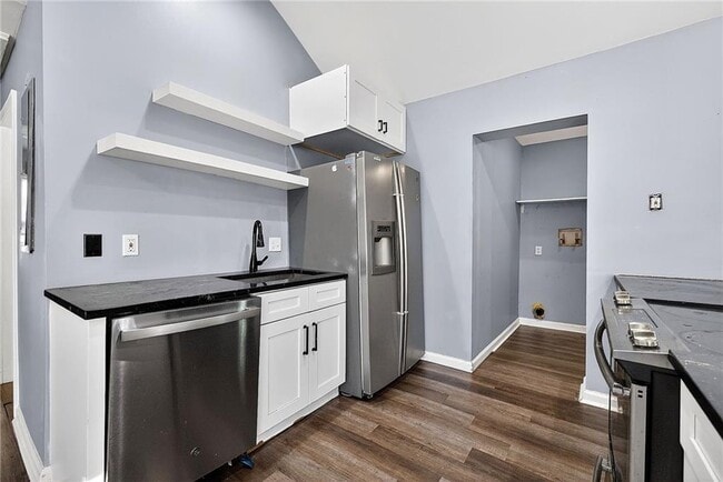 Building Photo - 1173 Fenwood St SW