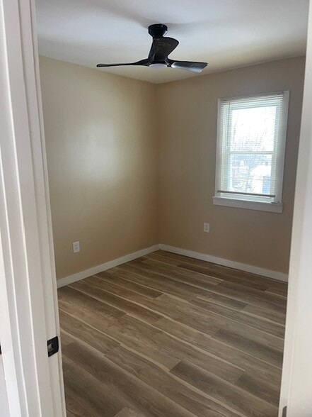 Building Photo - 1438 E 45th St