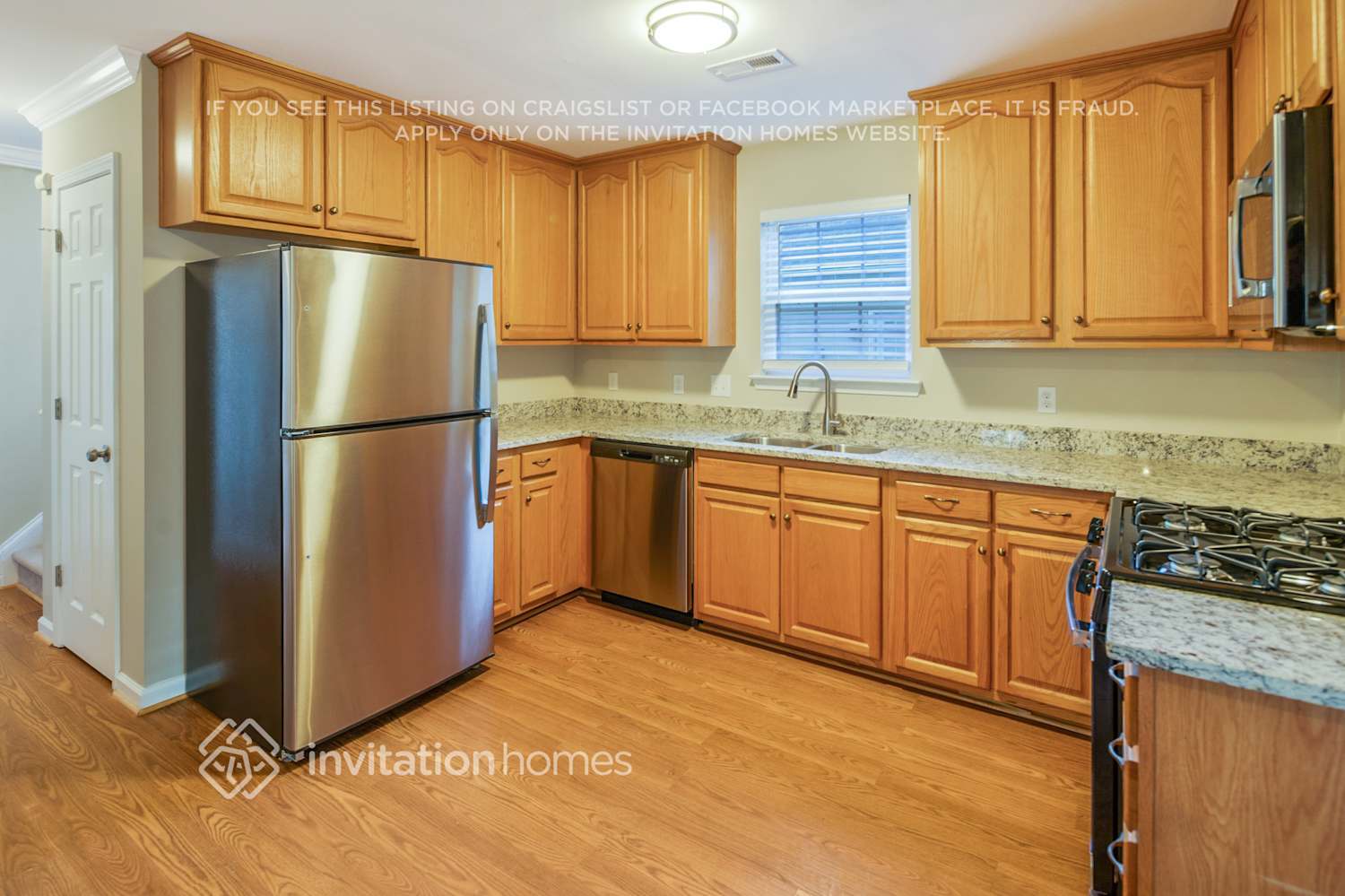 Building Photo - 16900 Taft Ct