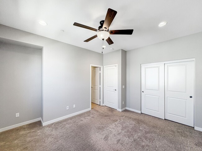Building Photo - Stunning Escondido 3BR/3.5BA Home Availabl...