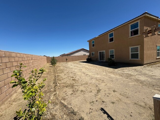 Building Photo - NEW spacious 4 bedroom 3 bath, 2story home...