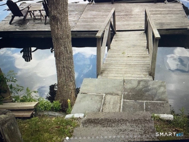 Building Photo - 75 Lake Lillinonah Rd N