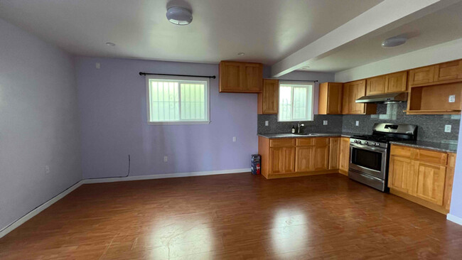 Building Photo - 146 Alta Vista Way