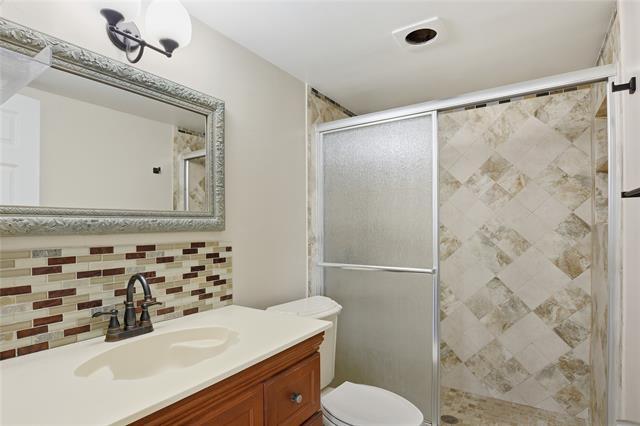 Building Photo - 1549 Bosque Dr