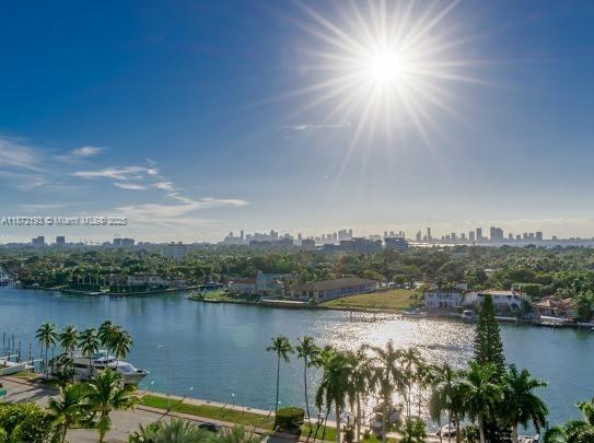 Building Photo - 5161 Collins Ave