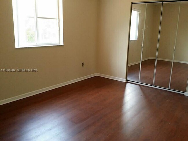 Building Photo - 2779 SW 82nd Ave