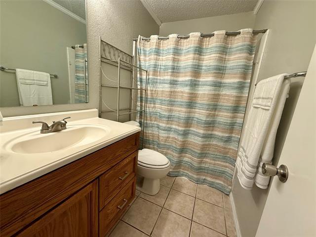 Building Photo - 1525 Lavendale Ln