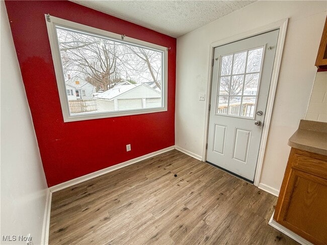 Building Photo - 1578 Salem Ave