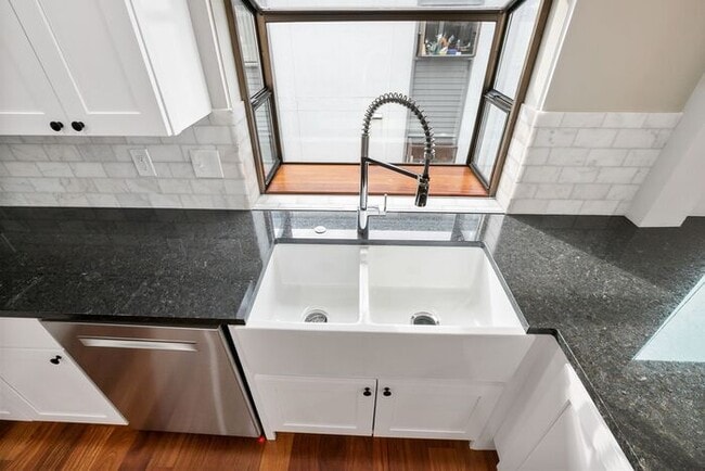 Building Photo - Stunning ALKI WATERFRONT Condo Overlooking Majestic Puget Sound!