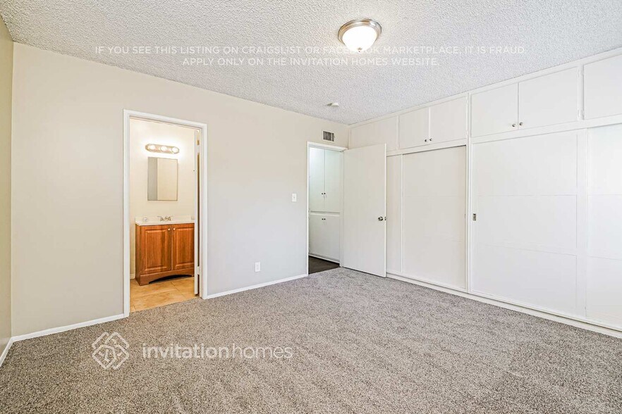 Building Photo - 1515 Mural Dr