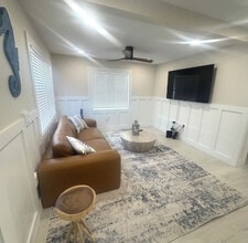 Building Photo - 3006 Gulf Dr