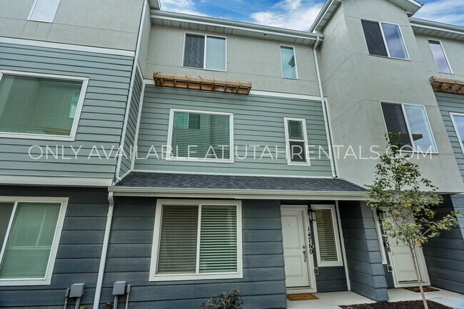 Building Photo - 14760 S Rising Star Way