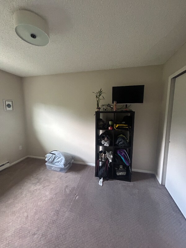 Building Photo - 1024 E Swallow Rd