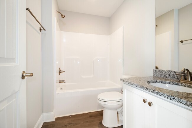 Building Photo - 150 N Church St