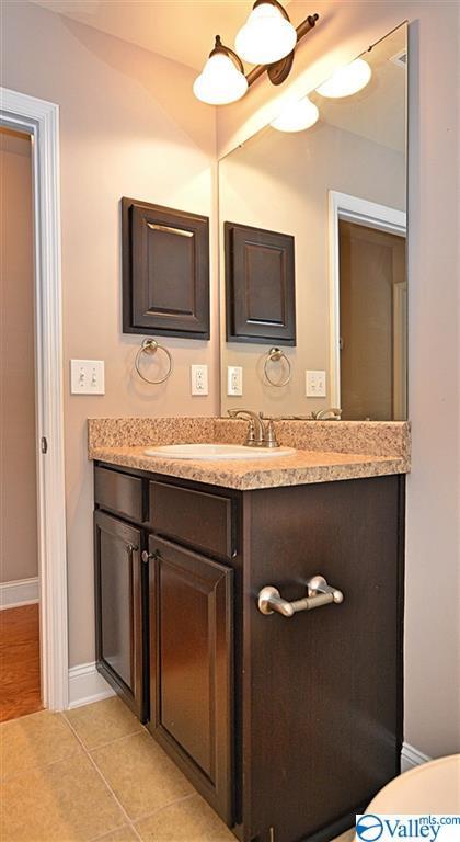 Building Photo - 106 Forest Glade Dr