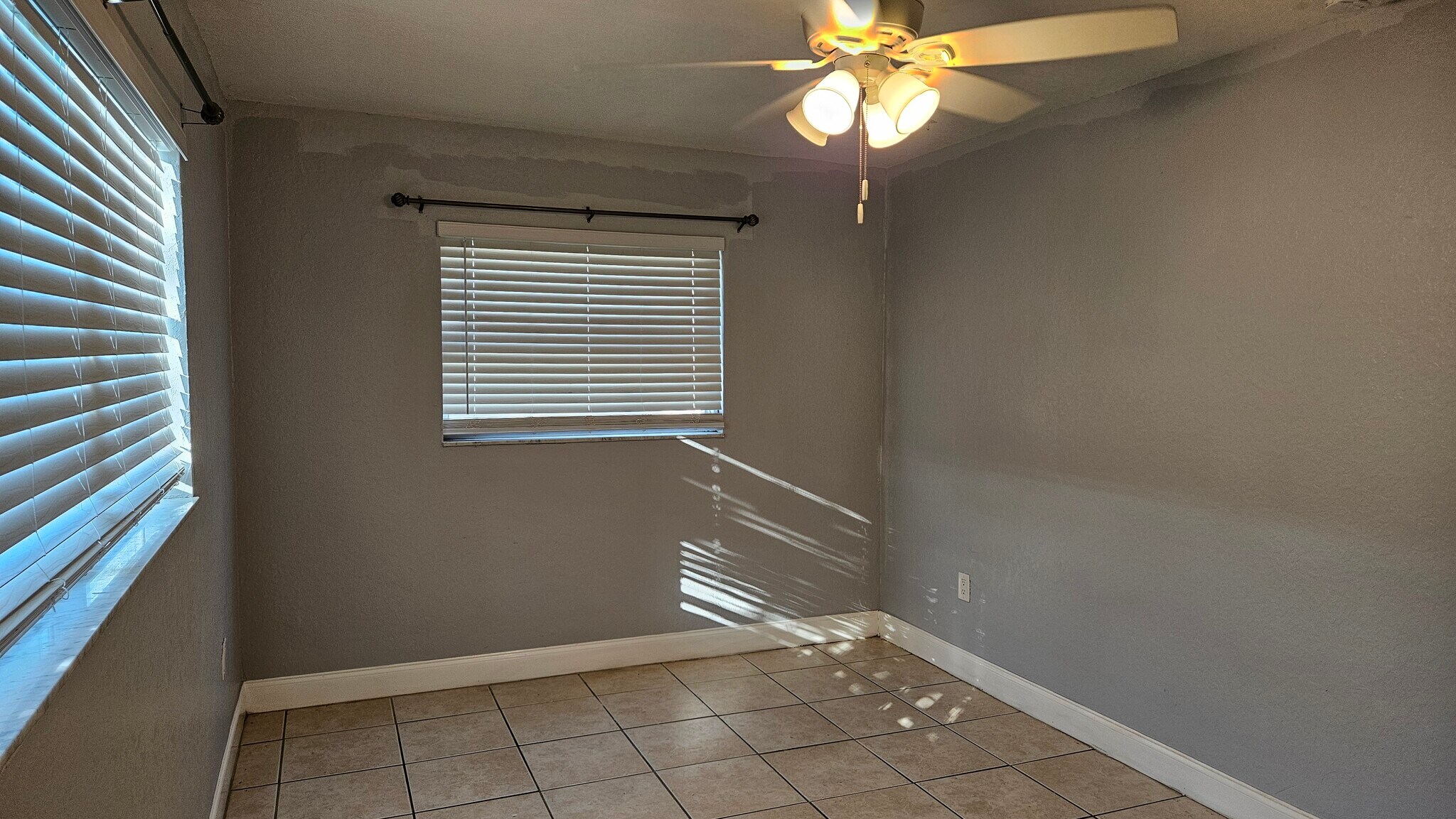 Building Photo - 309 Avanda Ct