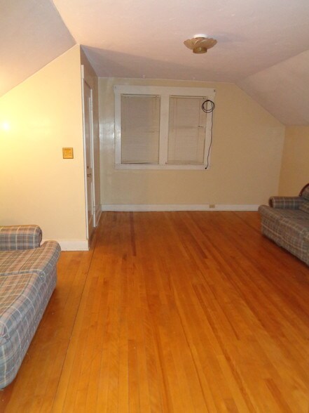 Building Photo - 51 South St