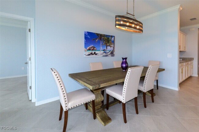 Building Photo - 3983 E Hampton Cir