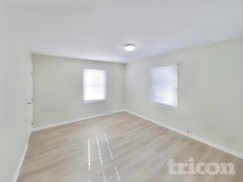 Building Photo - 1235 Casa Solana Dr