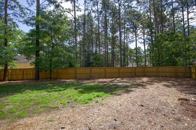 Building Photo - 140 Old Hunt Rd