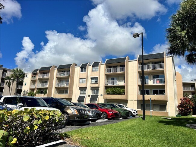 Building Photo - 7725 SW 86th St