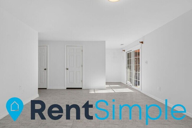 Building Photo - 13136 Ashnut Ln