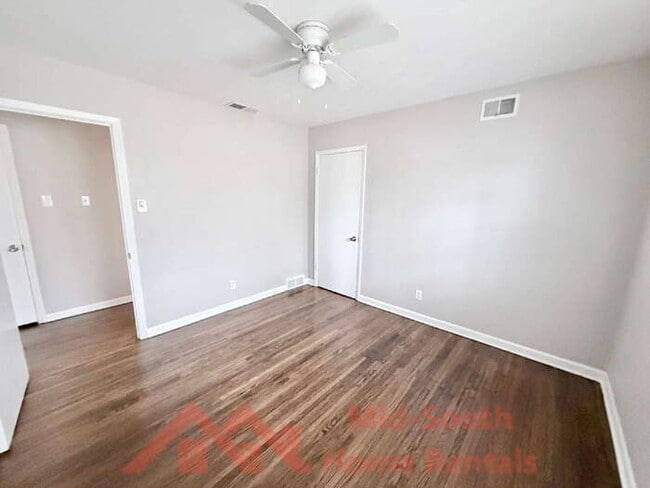 Building Photo - 3308 E Rosita Cir