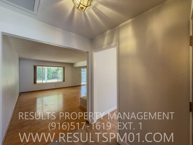 Building Photo - Nice Citrus Heights 4 Bedroom Home