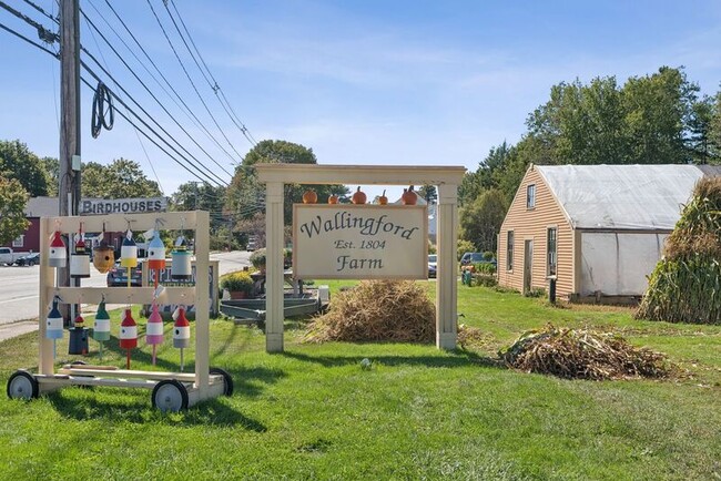 Building Photo - 2 Hoxton Ln