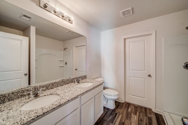 Building Photo - 300 Coverly Ct