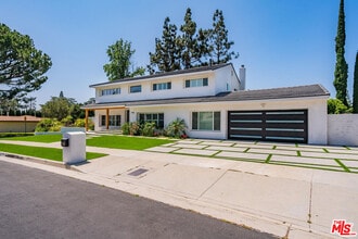 Building Photo - 10741 Delco Ave