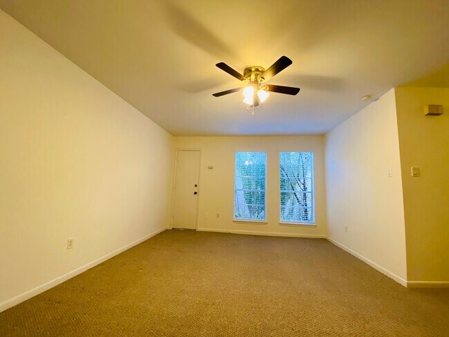 Building Photo - 30 River Creek Way