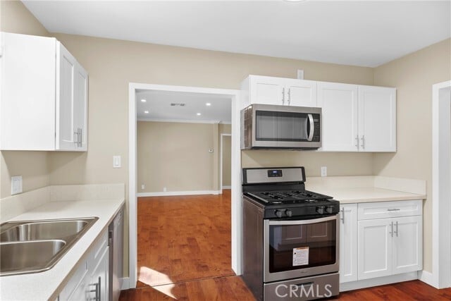 Building Photo - 5318 Alhama Dr