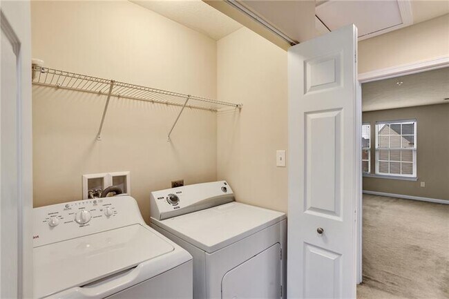 Building Photo - 620 Fairgate Drive