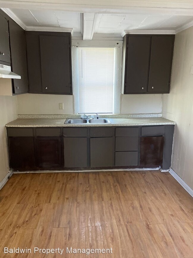 Building Photo - 4 br, 2 bath House - 2014 DELLABROOK ROAD