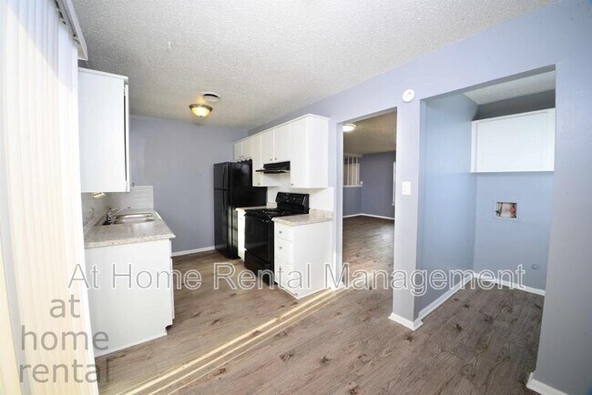 Building Photo - 4716 S Fulton Pl