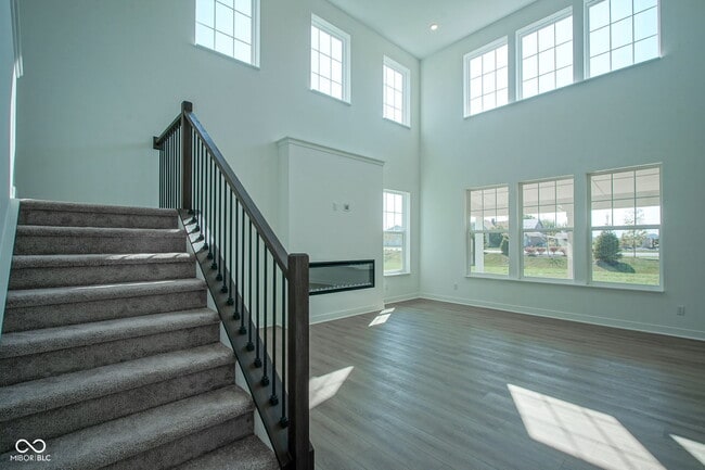 Building Photo - 9085 Summerton St
