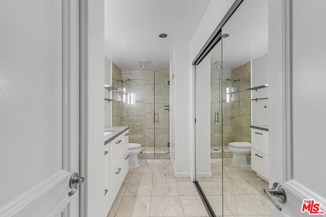 Building Photo - 8535 W Knl Dr