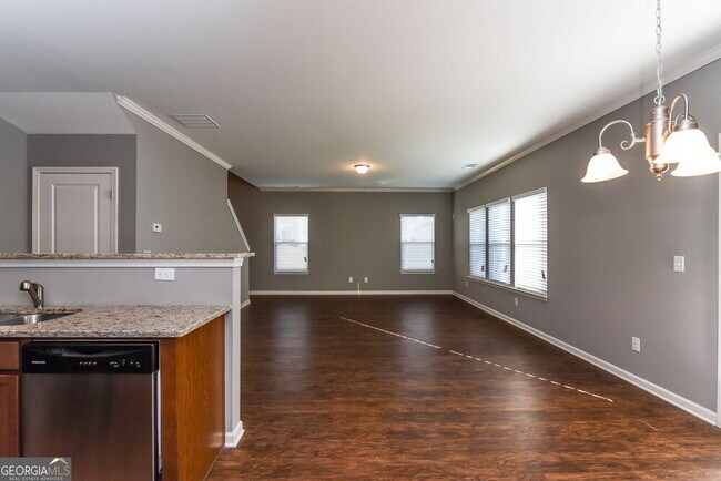 Building Photo - 910 Prather Ct SW