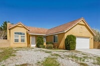 Building Photo - 757 Pino Ave