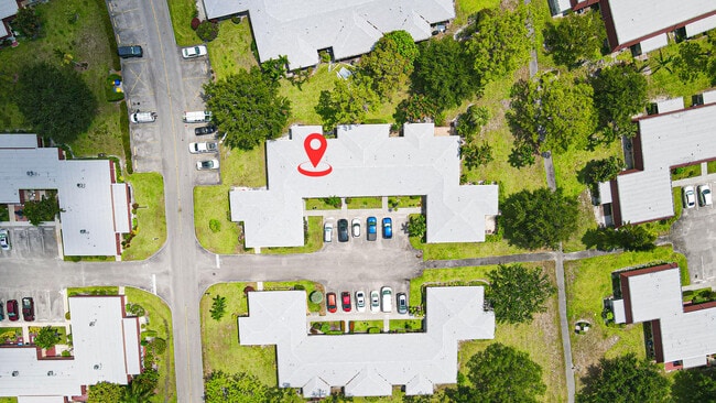 Building Photo - 175 Cape Cod Cir