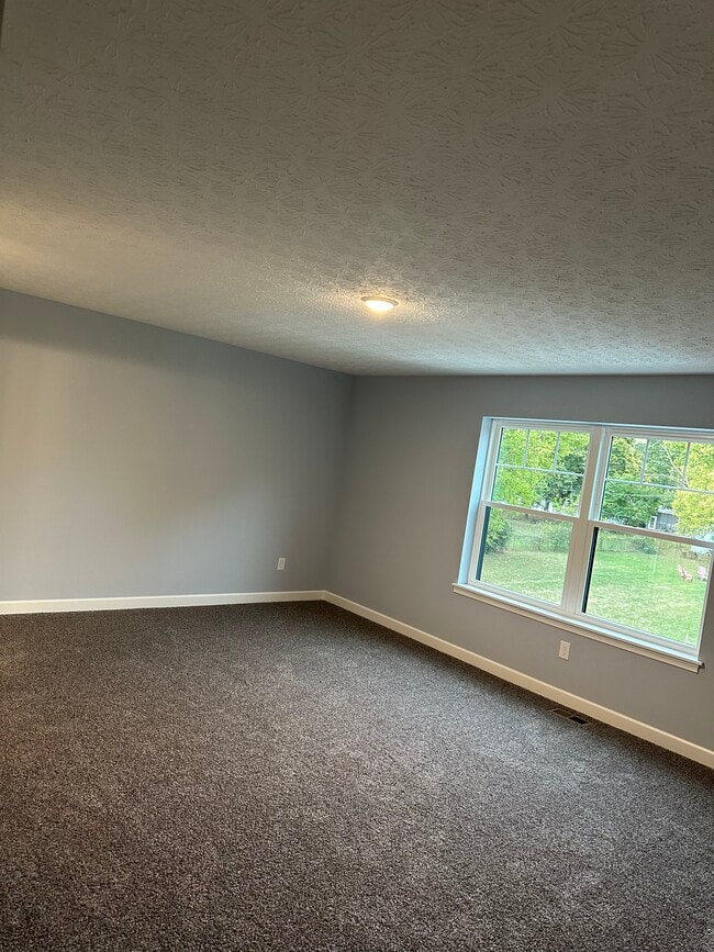 Building Photo - 4061 Main St