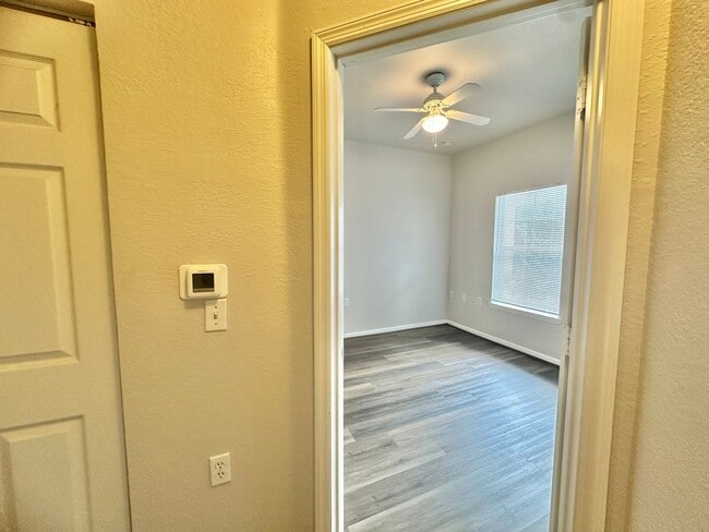 Building Photo - Stylish 2 bed, 2.5 Bath Condo in Magnolia Place | Private Garage | $1,550.00