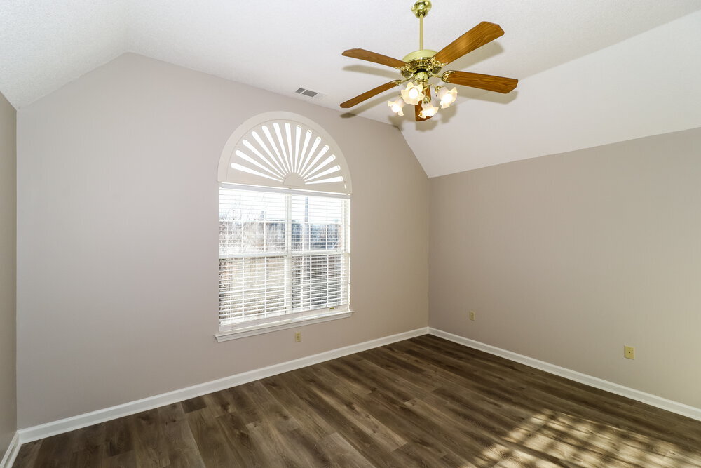 Building Photo - 784 Breeze Way