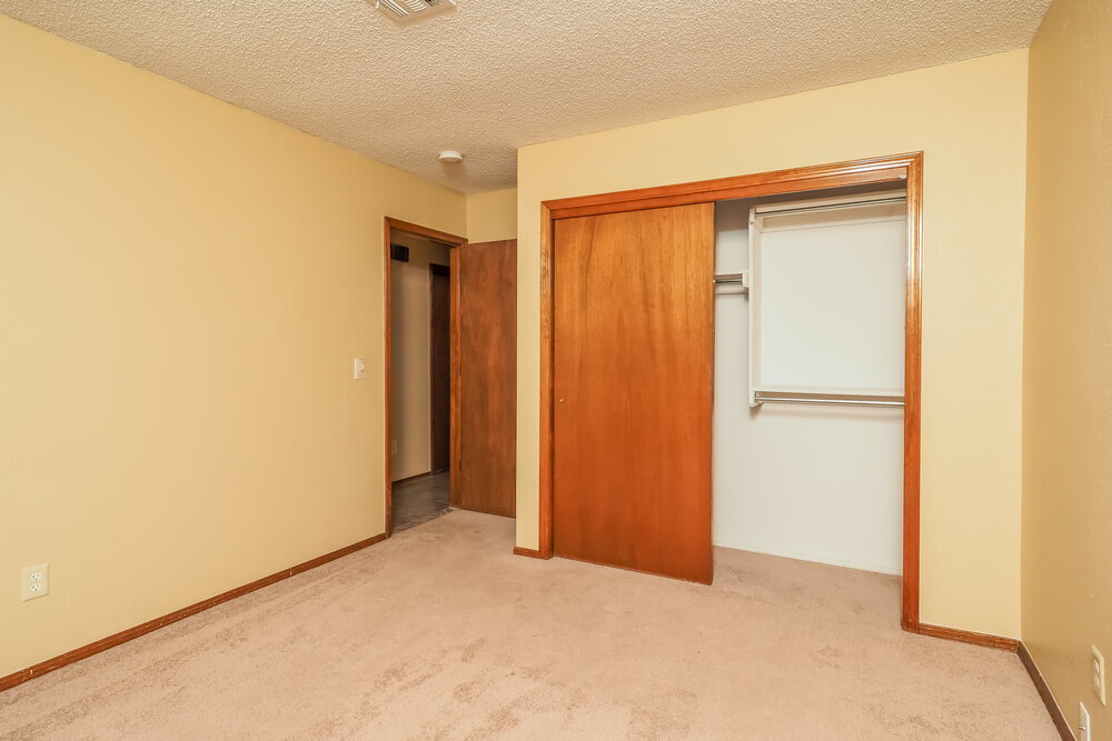 Building Photo - 7728 Doris Dr