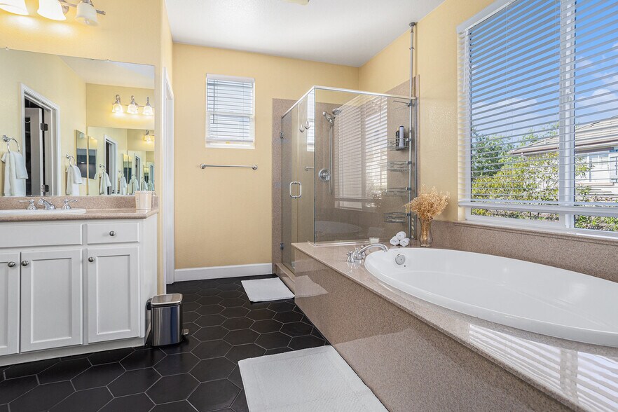 Building Photo - 2580 Harlow Ln