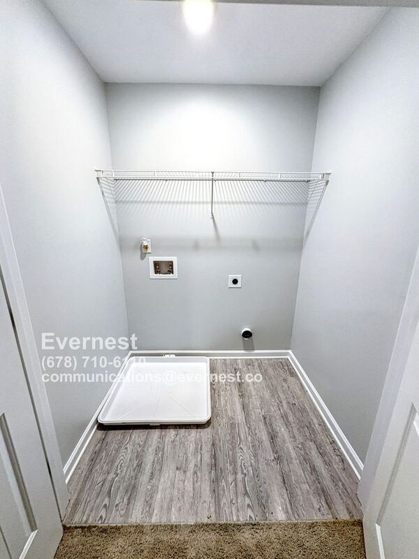 Building Photo - 5328 Hanover St