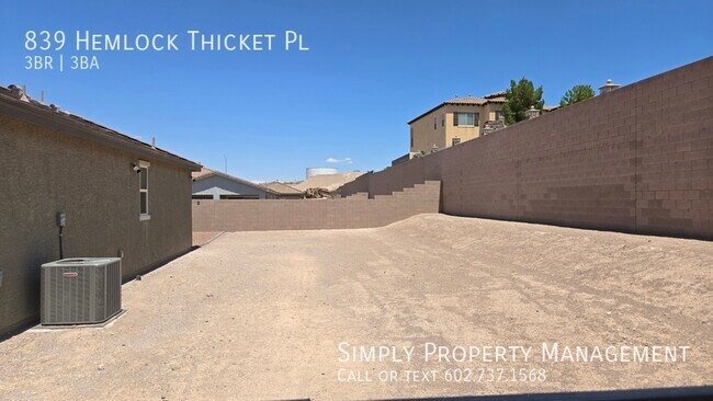 Building Photo - 839 Hemlock Thicket Pl