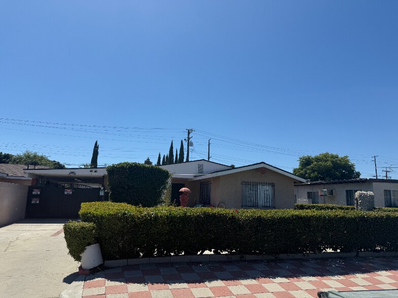 Building Photo - 13225 Domart Ave