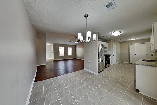 Building Photo - 5359 Stafford Dr NW